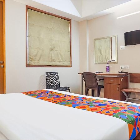 Fabhotel Classic Executive Phursungi المظهر الخارجي الصورة