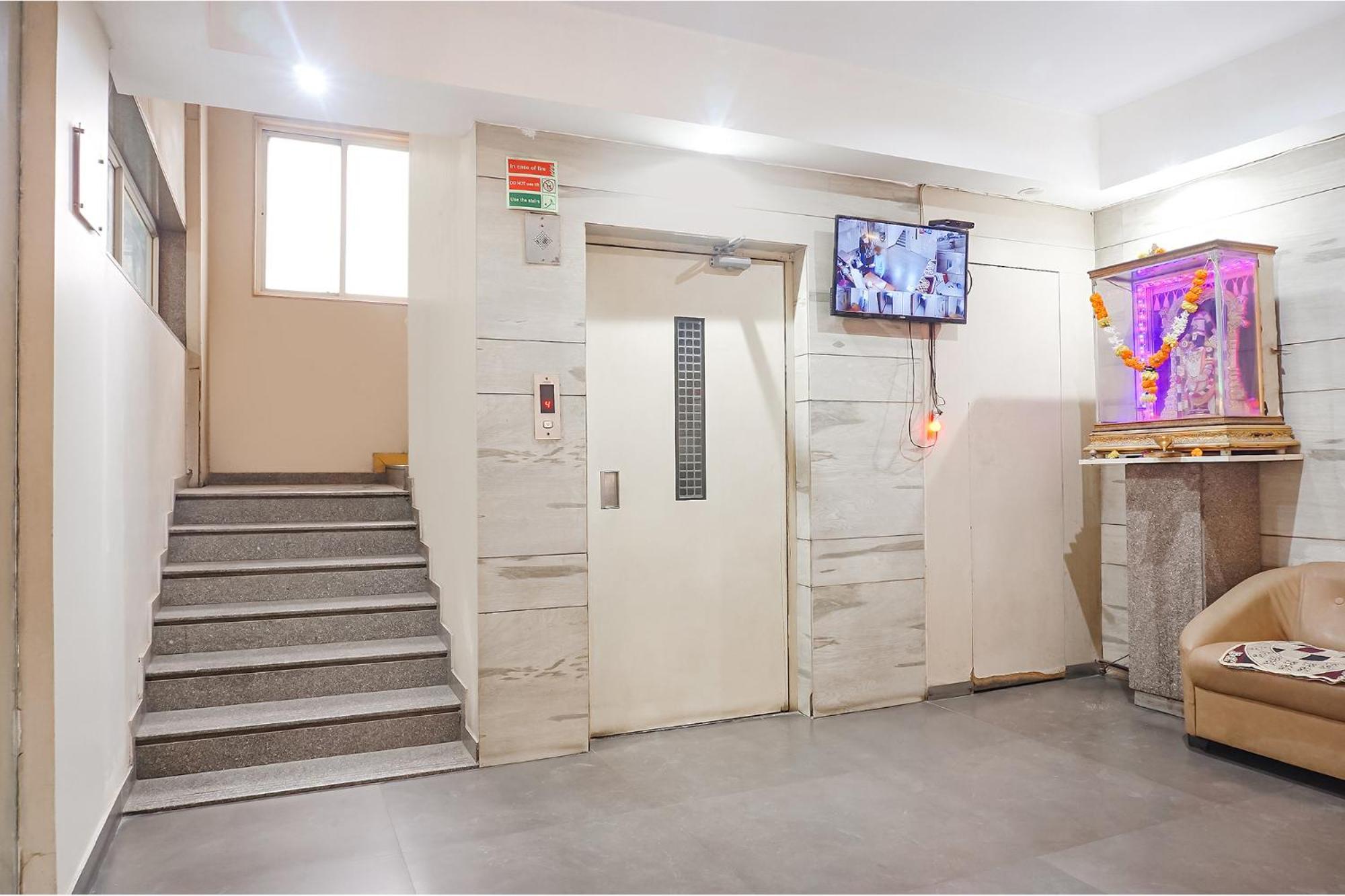 Fabhotel Classic Executive Phursungi المظهر الخارجي الصورة
